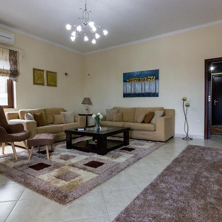 דירות לאונידיון Katerina & Elia'S Family House מראה חיצוני תמונה